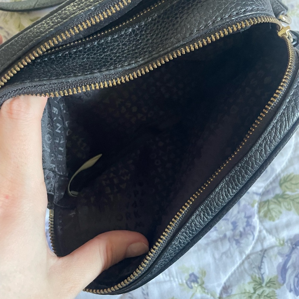 Kate Spade Elegant Black Crossbody Bag - Picture 7 of 7